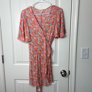 NWOT Billabong women’s pink floral wrap tie flare sleeve mini summer dress‎ XS